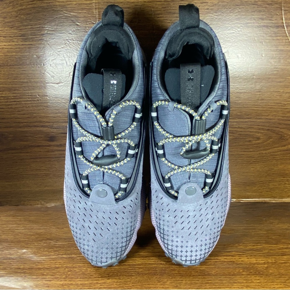 Under Armour - Picture 13 of 16